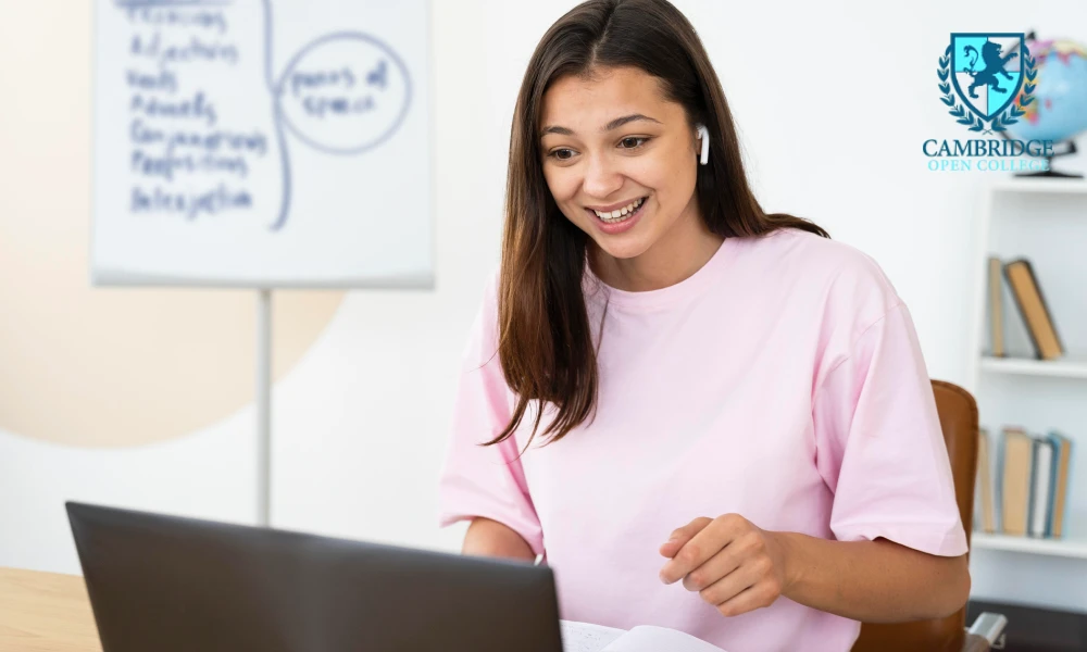 What Are Online Teaching Assistant Courses