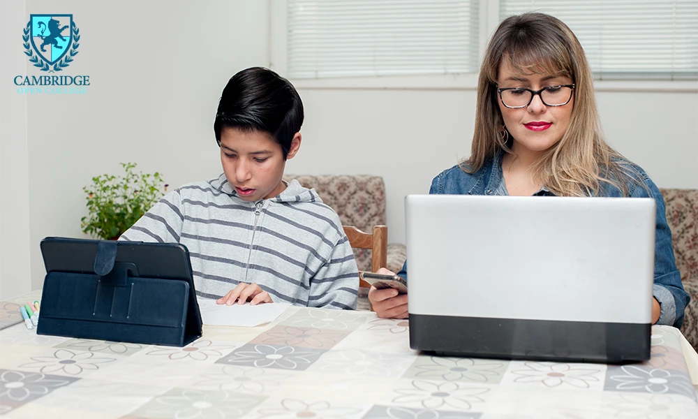 How Distance Learning Teaching Assistant Courses Work