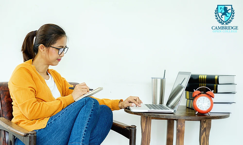 How to Study Online While Working Full Time