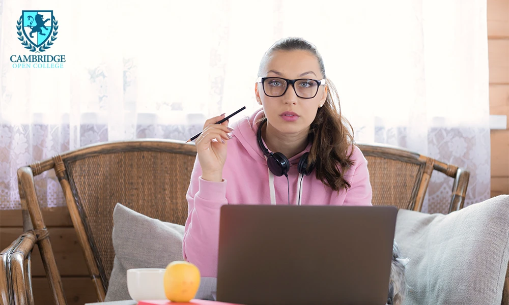 What Is a Distance Learning Teaching Assistant Course