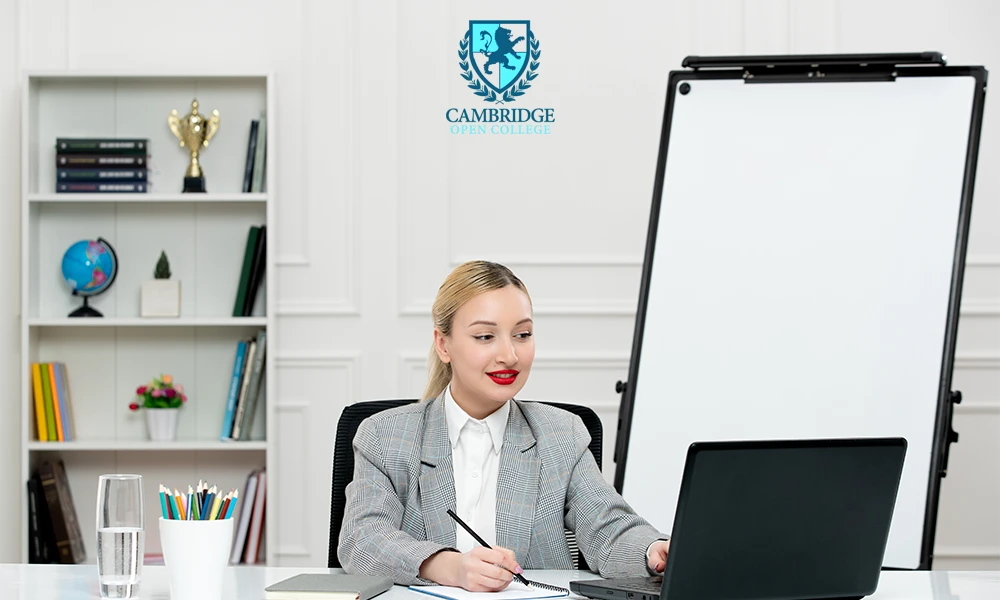 How Accredited Online Courses Can Help You Move Your Career Forward