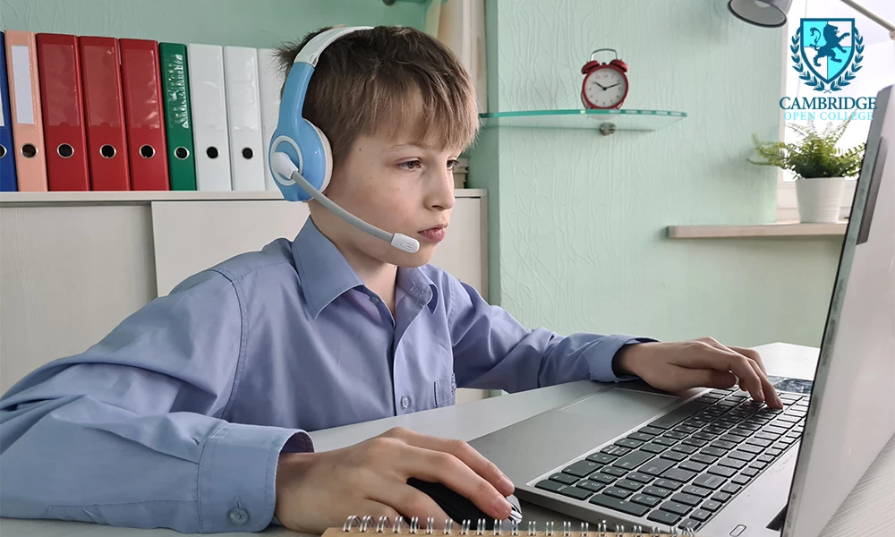 UK Distance Learning with Quality Learning Materials : What to Expect?