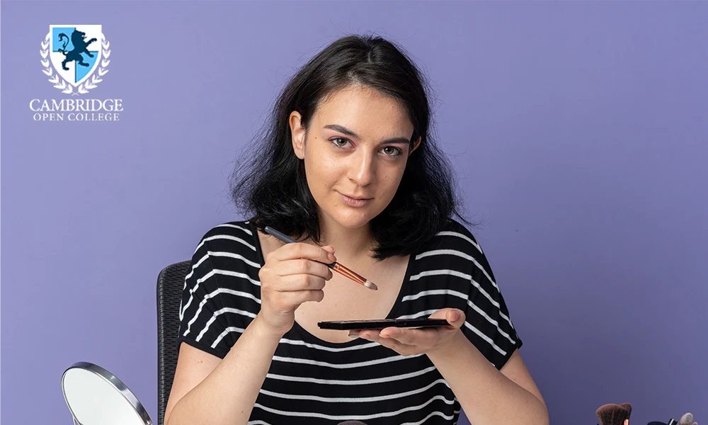 How Does Studying a Nail Technician Course Online Work?