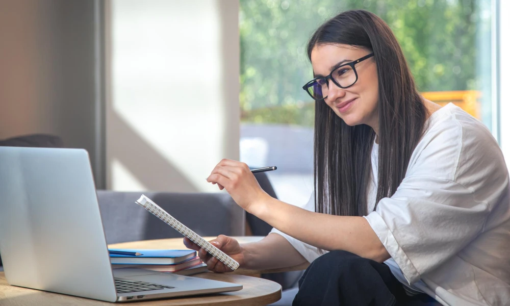 Higher Level Teaching Assistant online study