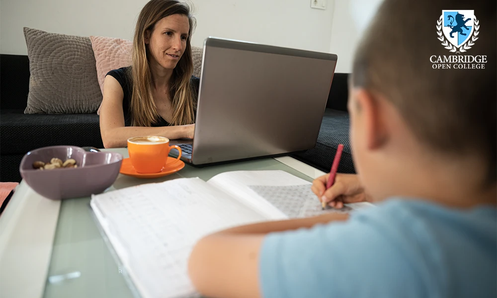 home study psychology courses UK